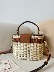Valentino Garavani VLogo Signature Wicker Vanity Bag 19 x 13.5 x 13cm - 3