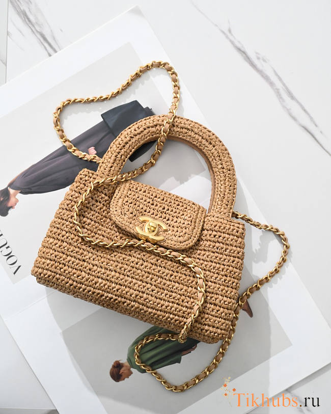 Chanel Braided Raffia & Gold-Tone Metal Dark Beige Bag 13 x 19 x 7cm - 1
