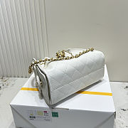Chanel 25 Small Handbag White 20x22x12.5cm - 5