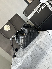 Chanel Clutch with Leather Strap 17x22x8cm - 5