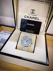 Chanel J12 watch Calibre 12.2 White 33MM  - 2