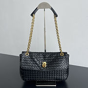 Bottega Veneta Madison Shoulder Bag 27x16x6cm - 1