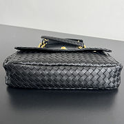 Bottega Veneta Madison Shoulder Bag 27x16x6cm - 4