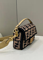 Fendi FF Raffia Baguette 27×6×15 cm - 3