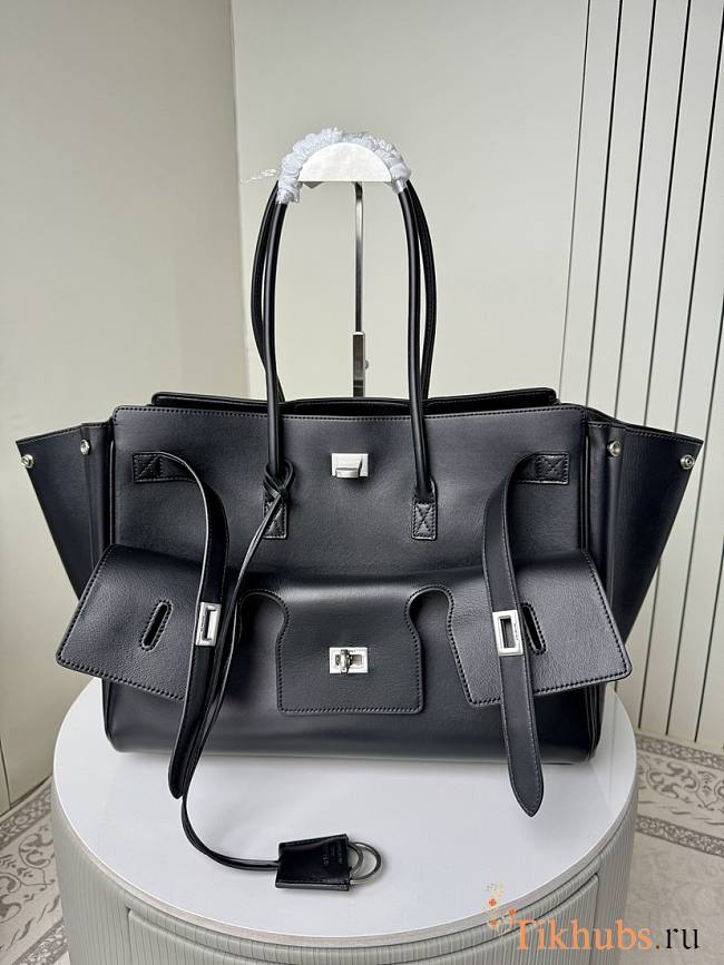 Balenciaga Bel Air Carry All bag in black 36.5x15x28cm. - 1