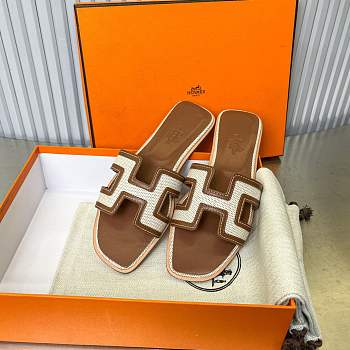 Hermès Oran Leather Sandal