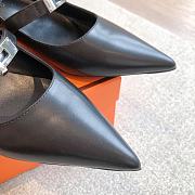 Hermes Calfskin Kiara 40 Pumps Black - 4