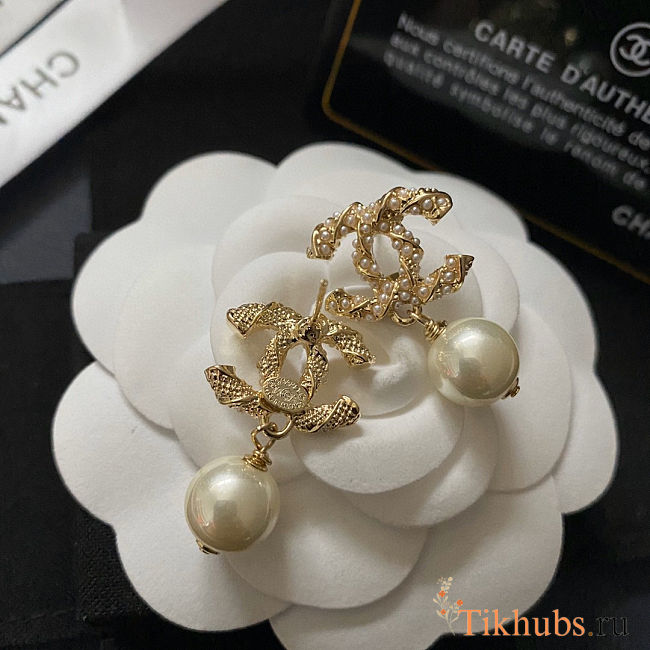 Chanel CC Drop Gold Earrings - 1