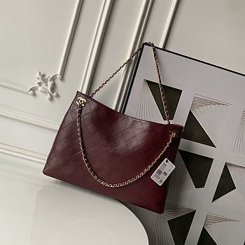 Chanel Shopping Bag in Lambskin & Gold-Tone Metal Red 40×28×9.5cm