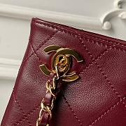 Chanel Shopping Bag in Lambskin & Gold-Tone Metal Red 40×28×9.5cm - 6