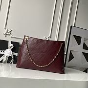 Chanel Shopping Bag in Lambskin & Gold-Tone Metal Red 40×28×9.5cm - 3