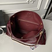 Chanel Shopping Bag in Lambskin & Gold-Tone Metal Red 40×28×9.5cm - 2