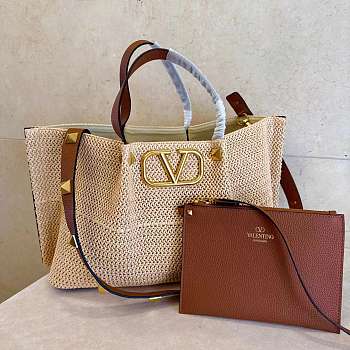 Valentino Garavani Medium Summer Raffia Tote 35x25x17cm.