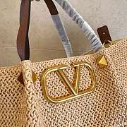 Valentino Garavani Medium Summer Raffia Tote 35x25x17cm. - 2