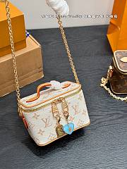 Louis Vuitton Micro Vanity Case 11x14cm - 6