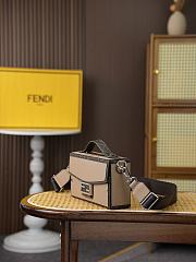 Fendi Baguette Soft Trunk 21.5x6.5x12cm - 5