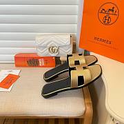 Hermès Oran Sandals Dore Chevre - 5