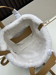  Dior Toujours Shearling Bag 20x22x18.5cm - 6