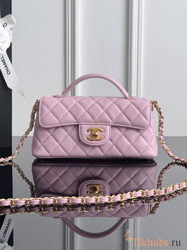 Chanel Mini Flap Bag with Top Handle Light Pink Bag 22×10×6.5cm - 1