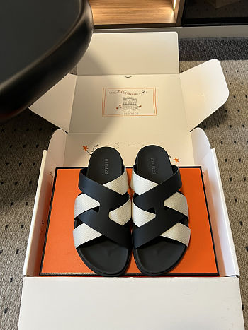 Hermès Kazimir Sandals.
