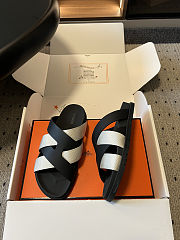 Hermès Kazimir Sandals. - 4