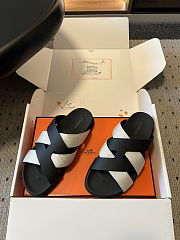 Hermès Kazimir Sandals. - 3