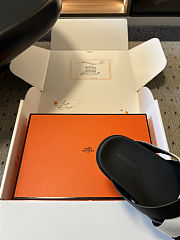 Hermès Kazimir Sandals. - 2
