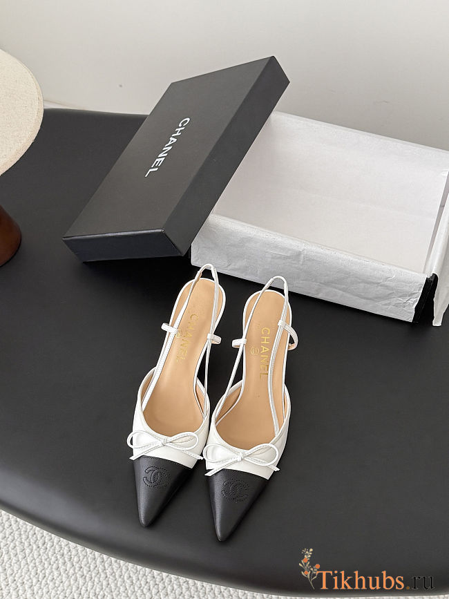 Chanel White & Black CC Bow Slingback Heels. - 1