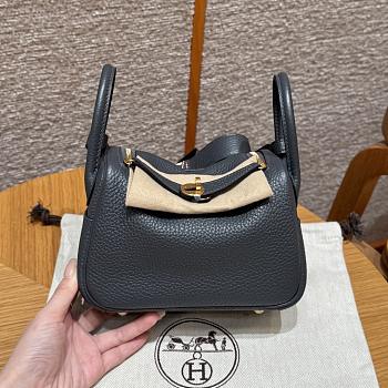 Hermès Lindy Black Bag 19x13x9.5cm