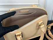 Louis Vuitton Alma BB Honey Gold Bag 3.5 x 17.5 x 11.5cm - 3
