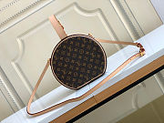 Louis Vuitton Petite Boite Chapeau 17.5x16.5x7.5cm - 2