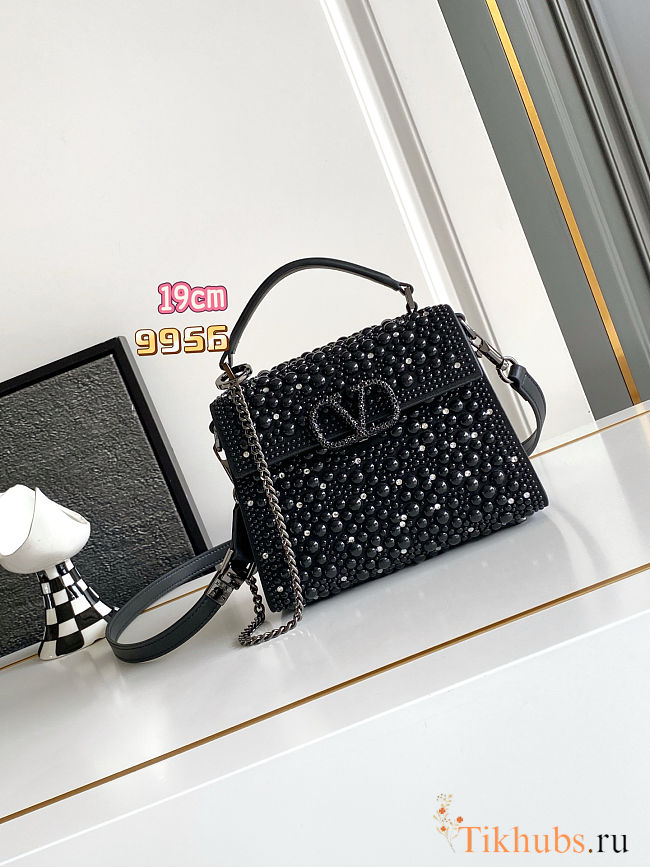 Valentino Garavani Mini VSling Handbag With Sparkling Embroidery 19 x 13 x 9 cm - 1