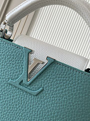 Louis Vuitton Capucines Sky Blue Bag 21 x 14 x 8 cm - 5