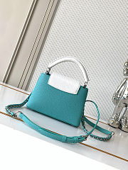 Louis Vuitton Capucines Sky Blue Bag 21 x 14 x 8 cm - 4