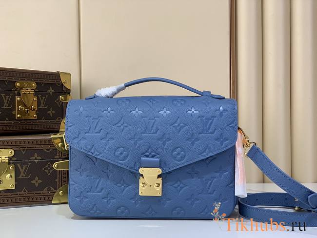 Louis Vuitton Pochette Métis Blue Jean Bag 25x19x7cm - 1