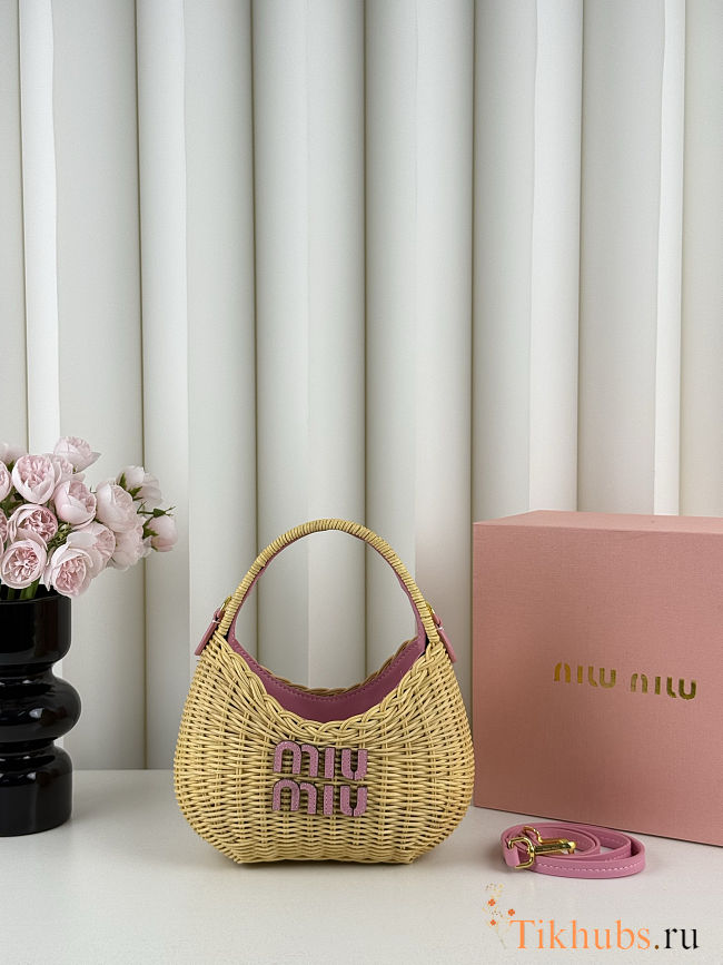Miu Miu Wander Wicker Pink Handbag 20x12x6cm - 1