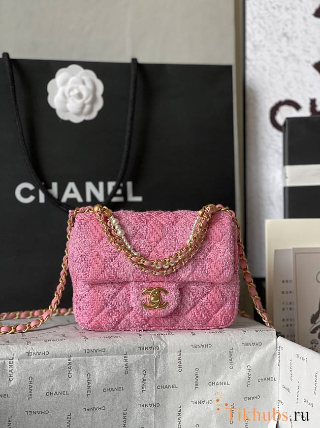 Chanel Tweed Quilted Pearl Twist Mini Square Flap 12.5×17×5cm - 1