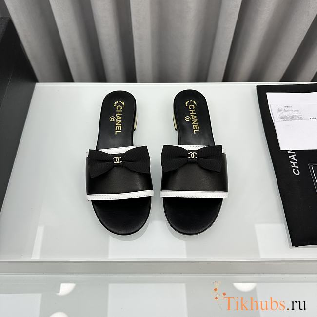  Chanel Bow Slide Black Sandals - 1