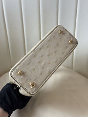 Louis Vuitton Capucines Pearl White Bag 21cm - 6