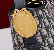 Dior Médaillon Bucket Bag 26.5 x 26 x 15cm - 3