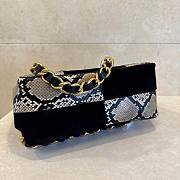 Valentino Garavani Laseine Shopping Bag In Python And Chevron-patterned Suede 34x 29x 12 cm - 2