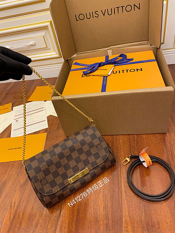 Louis Vuitton Favorite MM Damier Ebene Bag  22x13x4cm