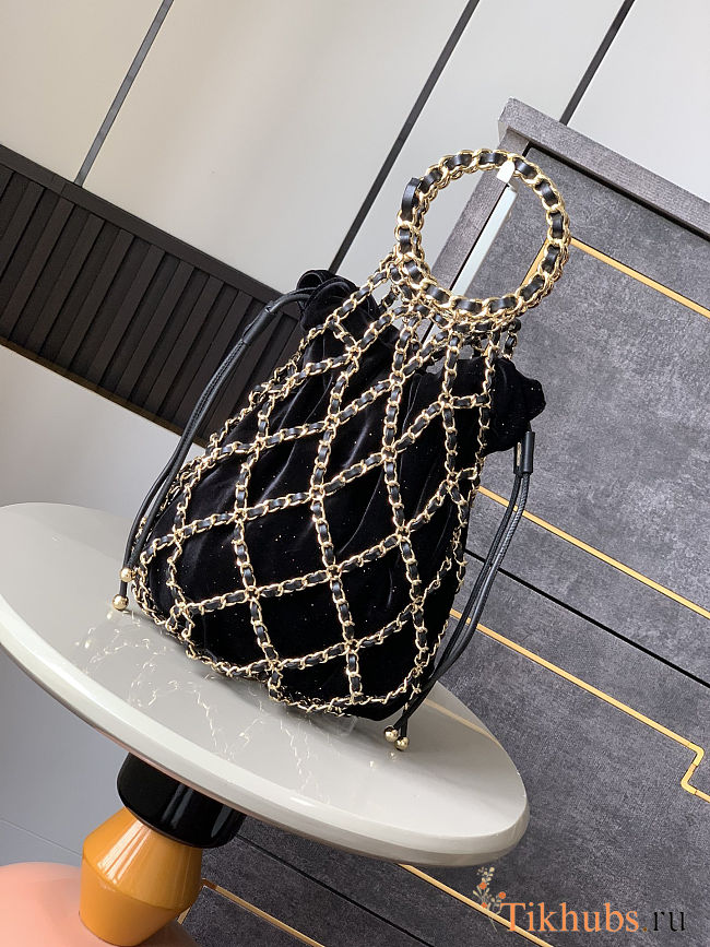 Chanel Velvet Drawstring Bag with Gold Hardware 18x42x3cm - 1