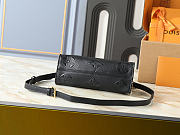 Louis Vuitton OnTheGo East West 25x13x10cm - 6