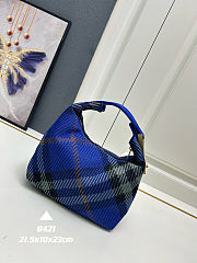 Burberry Peg Duffle Bag 21.5 x 10.5 x 23cm - 5
