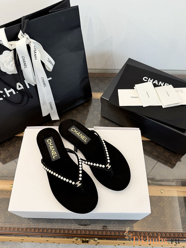 Chanel Pearl-Embellished Thong Sandals - 1