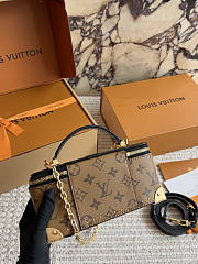  Louis Vuitton Vanity Pouch Trunk 24x11cm - 2