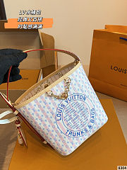 Louis Vuitton All In BB Bucket Bag 17x12x18cm - 2