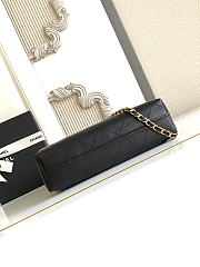 Chanel Large Flap Bag with Top Handle in Black and Beige 18x29x8cm - 6