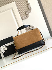 Chanel Large Flap Bag with Top Handle in Black and Beige 18x29x8cm - 5
